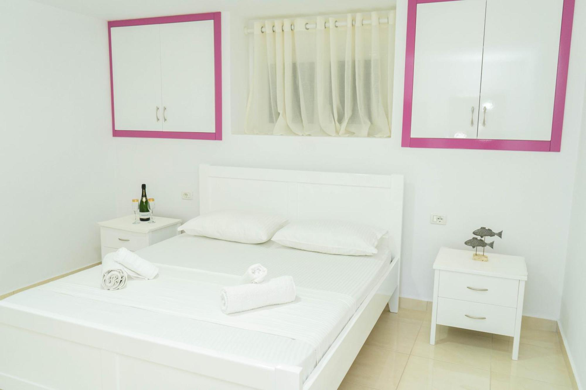 Vila Aliaj Vlorë Buitenkant foto