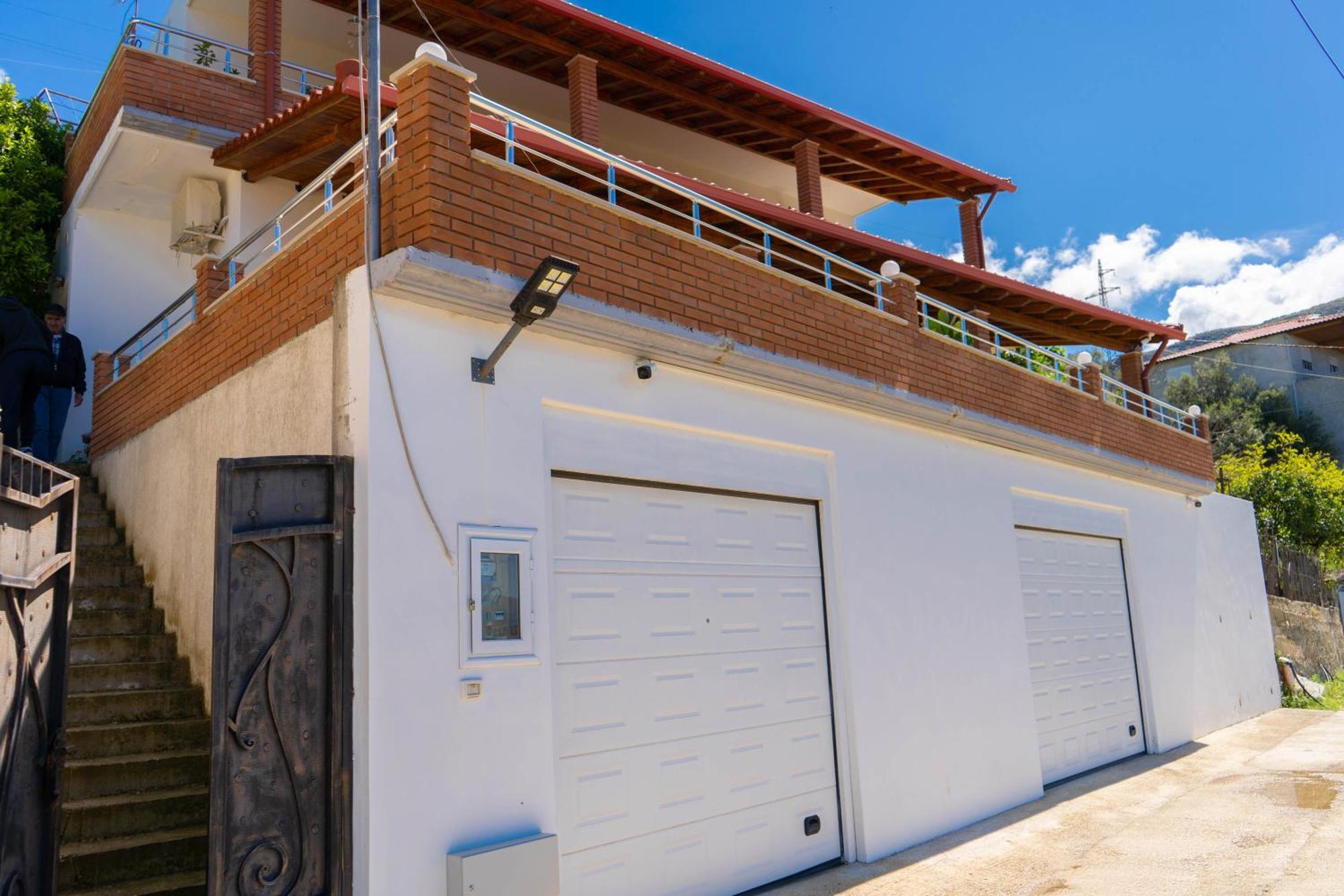Vila Aliaj Vlorë Buitenkant foto