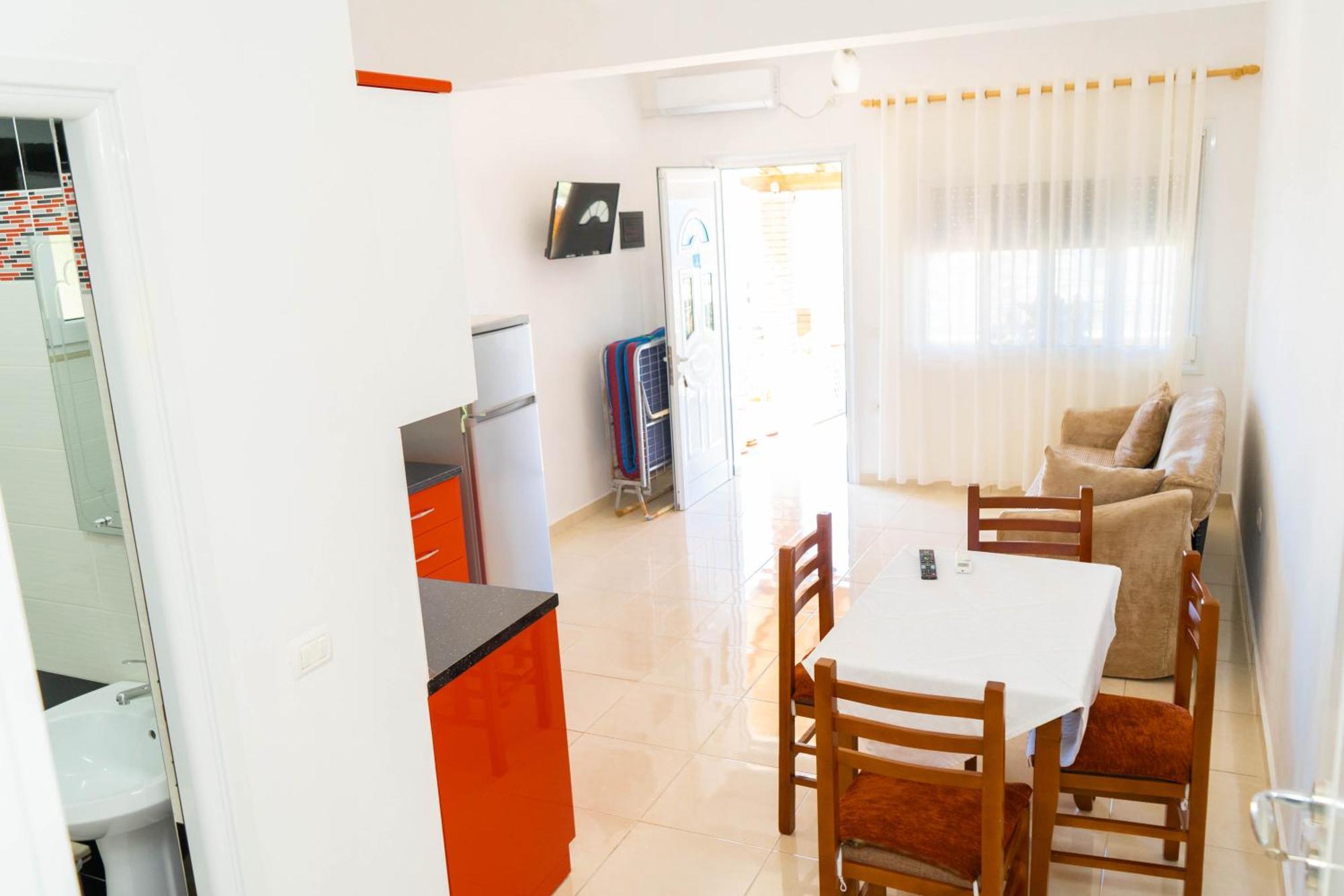 Vila Aliaj Vlorë Buitenkant foto